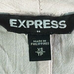 Express V-neck crop top